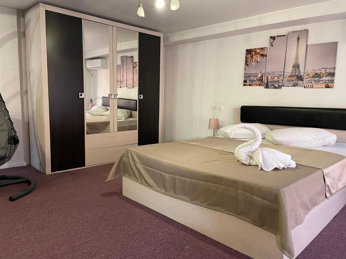 Casa Vladimirescu Hotel Дробета-Турну Северин Екстериор снимка